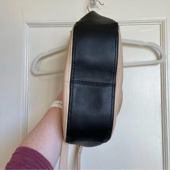 J. Crew Beige and Black Leather Crossbody Purse - Picture 5 of 9